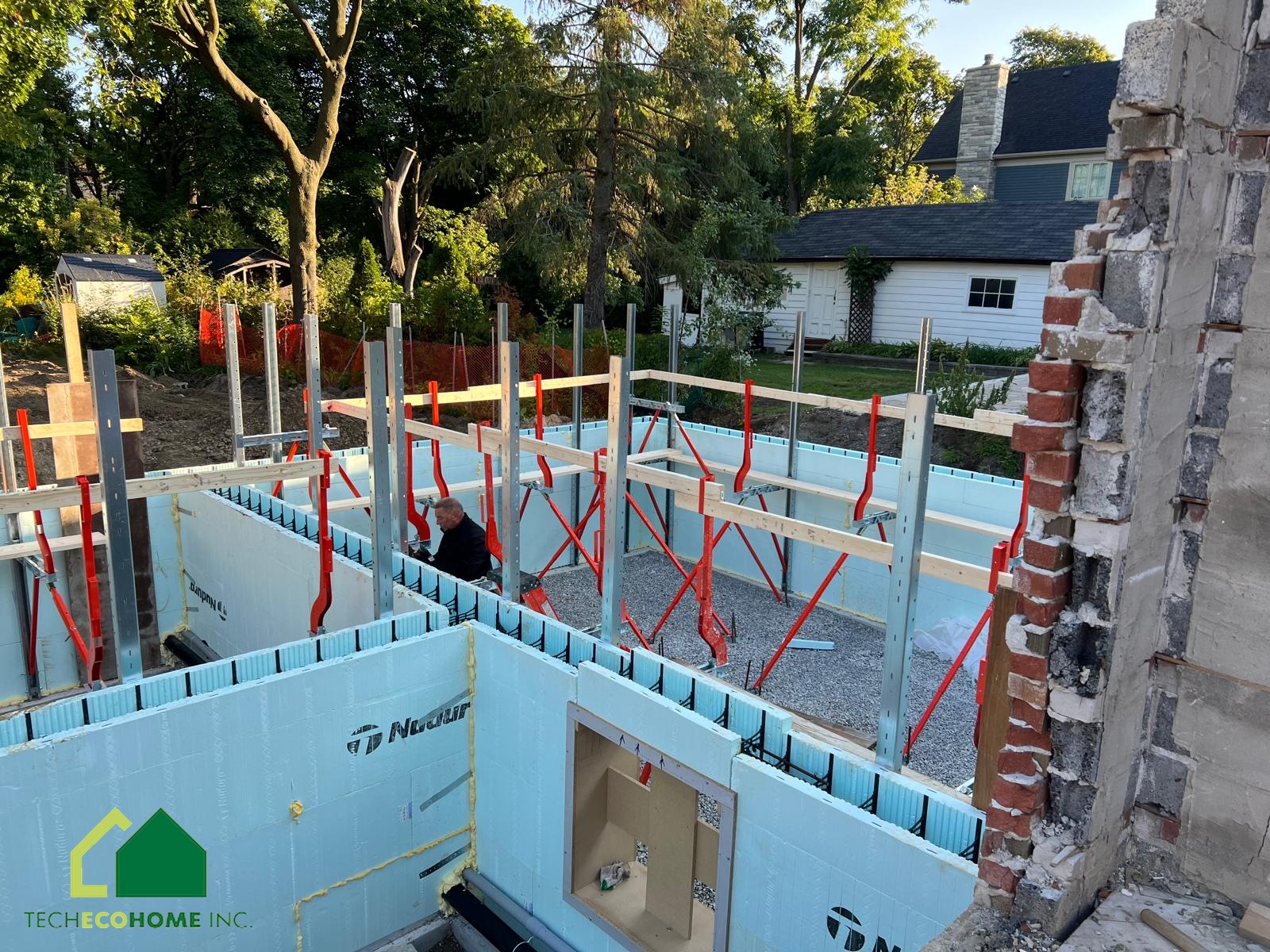 ICF corner detail with reinforcing before the pour